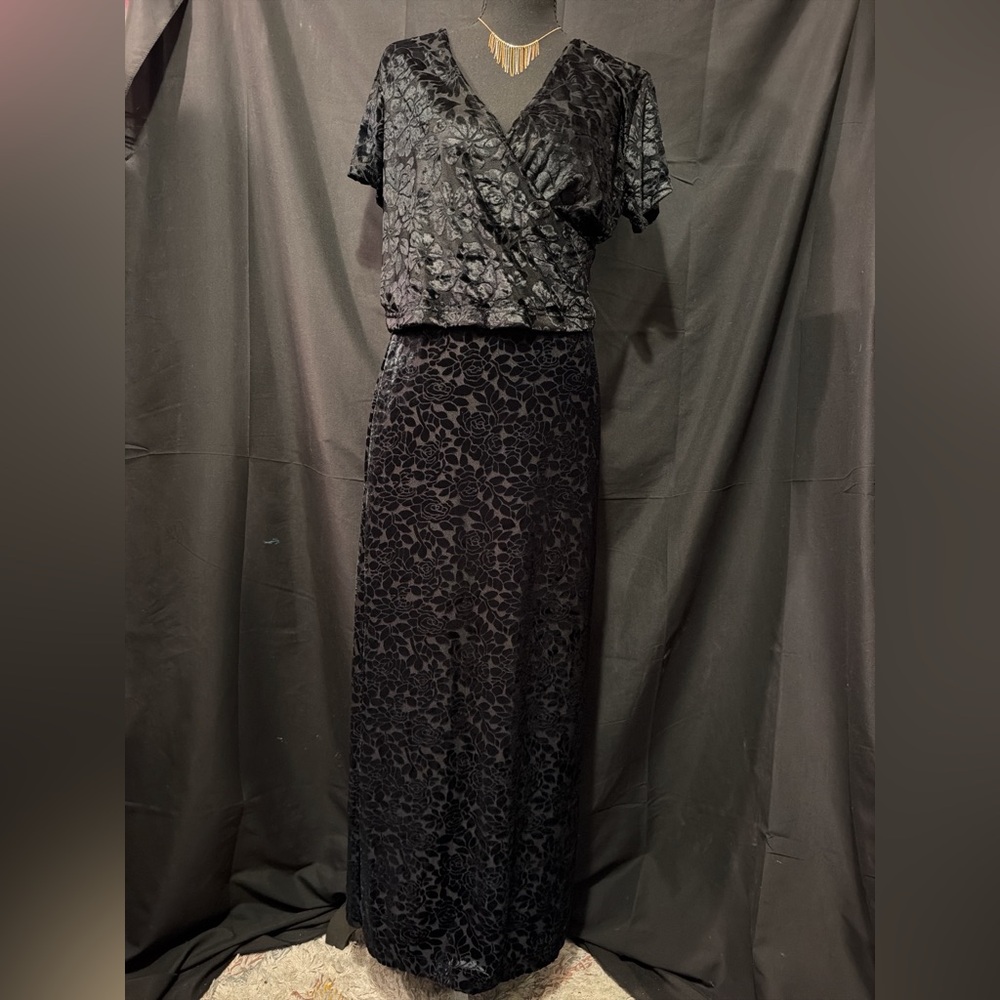 Vintage Sense Black Velvet Two Piece Outfit